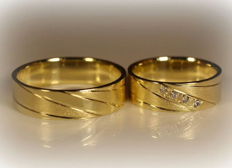 Svadobné obrúčky žlté zlato 14 K 009